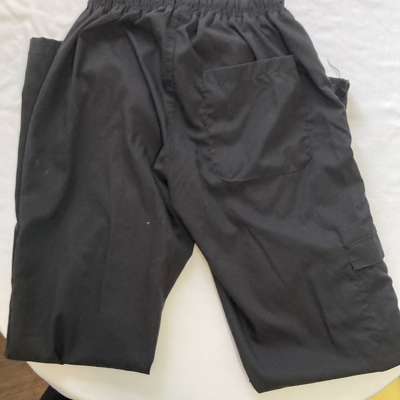 Beverly Hills Soft Rich Black Scrub Bottom. Excellent pre~loved condit… - Picture 3 of 6